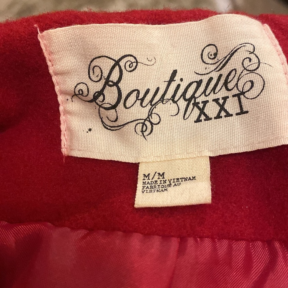 Red jacket - Picture 5 of 5